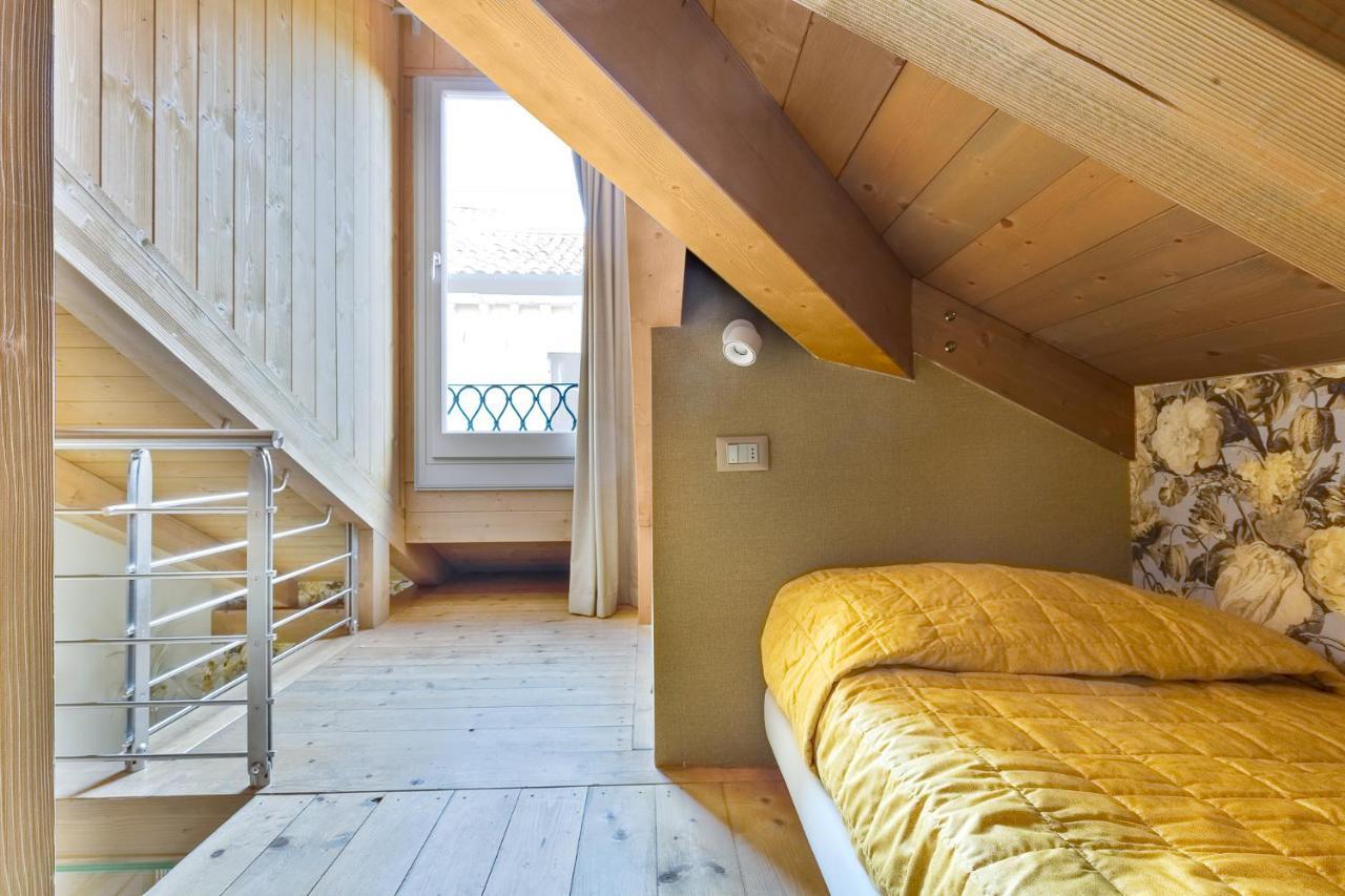 Ca' Cappello Venice Apartment 2 With Canal View מראה חיצוני תמונה