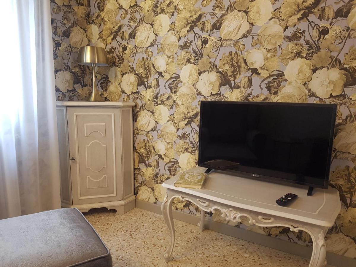 Ca' Cappello Venice Apartment 2 With Canal View מראה חיצוני תמונה